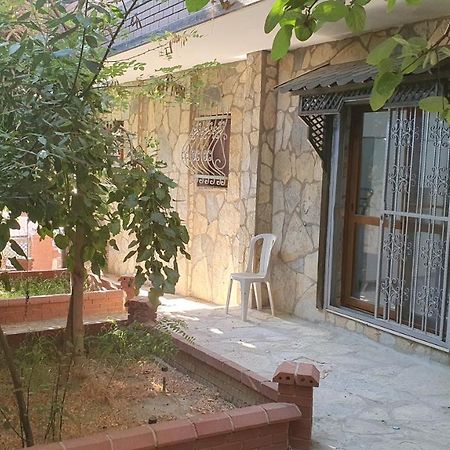 2+1 Apartm With Garden + Balcony , At Ladies Beach Кушадасы Экстерьер фото